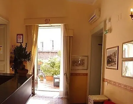 Valentino 3*