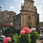 Valentino Κατάνια
