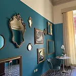Valentino 3*