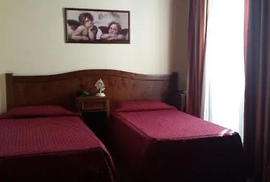 Valentino Hotel 3*