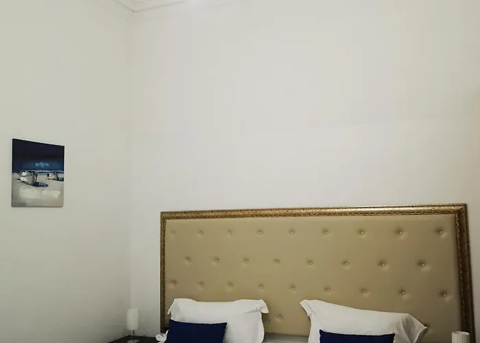 Valentino Otel Katanya