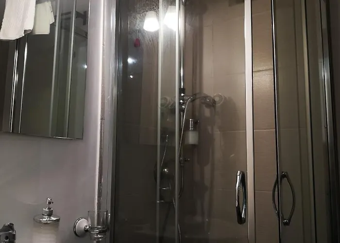 Valentino Otel Katanya